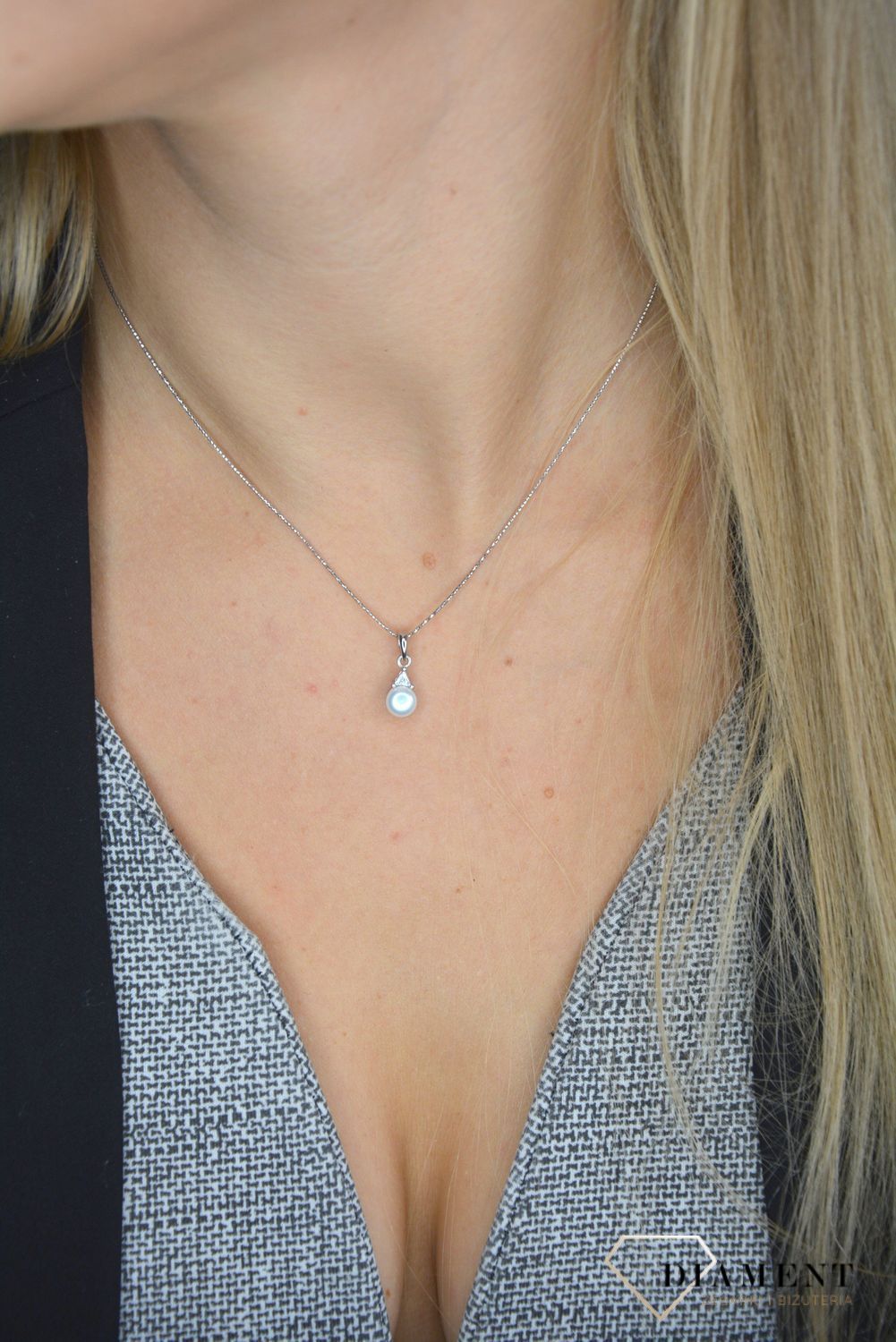 Łańcuszek srebrny 925 kostka 1mm.jpg